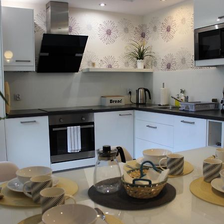Apartament Bialy Na Osiedlu "Apartamenty Pod Sniezka" Karpacz Exteriér fotografie